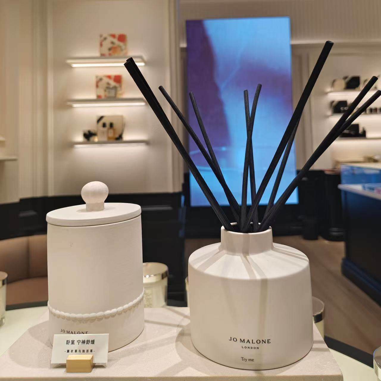 祖玛珑乔治亚白陶瓷系列香薰蜡烛300g液体藤条无火香薰西红柿浆果