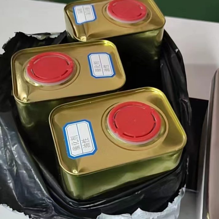 特强催化剂（交联剂固化剂）易调色耐黄变不影响手感增加浆料牢度