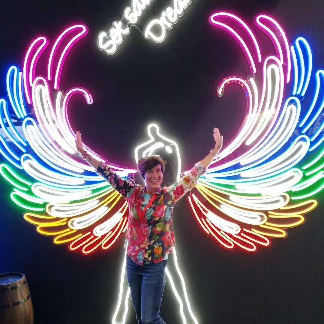 造LE标D柔性霓虹灯logo发光字型定招YZX牌字店内软墙体装识牌