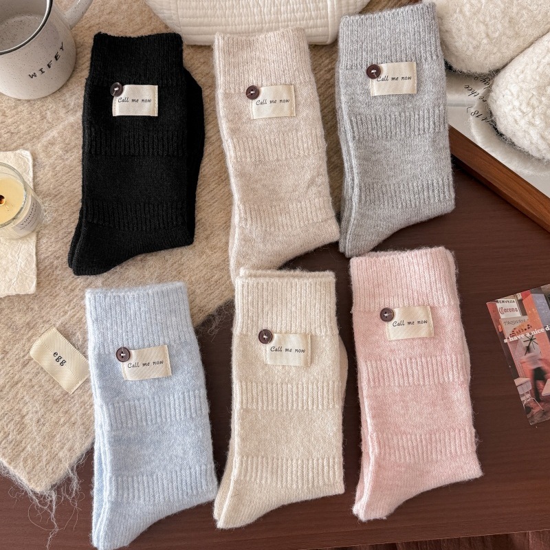 秋冬韩系布标纽扣羊毛袜子女jk长筒袜高级加厚保暖百搭分段堆堆袜