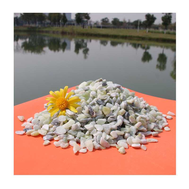 贵州白色小石头水草沙砾石鹅卵石雨花石沙石天然彩色水磨石