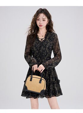 夏休闲法式复古雪纺碎花连衣裙女秋冬季新款小个子收腰显瘦小黑裙