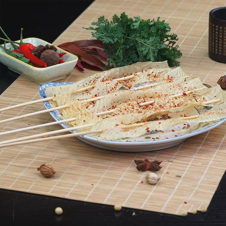 机械新型自熟牛排豆皮机 怀旧小吃风味大辣片机