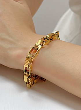 欧美个性嘻哈风不锈钢斜纹手链手饰批发潮流男女钛钢粗款手链