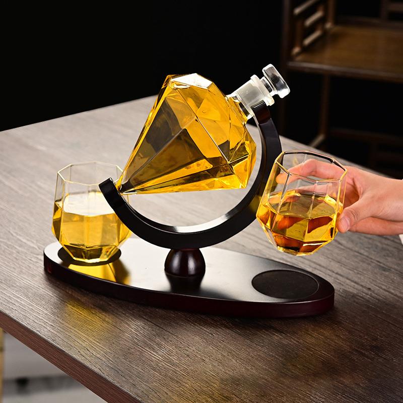 钻石泡酒瓶威士忌创意密封泡酒器高硼硅工艺酒瓶分酒器钻石泡酒瓶