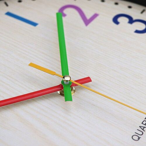 塑料 时钟家用壁钟 装饰钟表 墙上挂钟石英客厅挂钟简约壁挂时钟