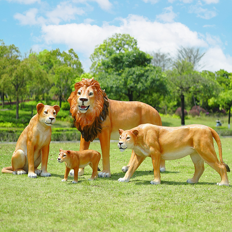 户外仿真大狮子雕塑动物园游乐场景区草坪大型玻璃钢动物装饰摆件