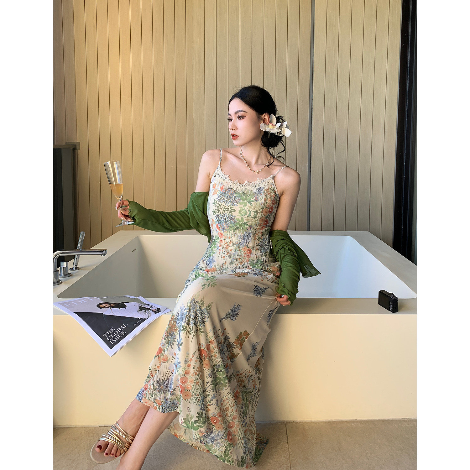 PRASE吕噜噜【繁花漫行】度假碎花连衣裙女夏开衫裙子套装两件套图片