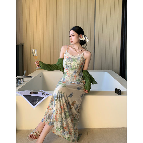 PRASE吕噜噜【繁花漫行】度假碎花连衣裙女夏开衫裙子套装两件套