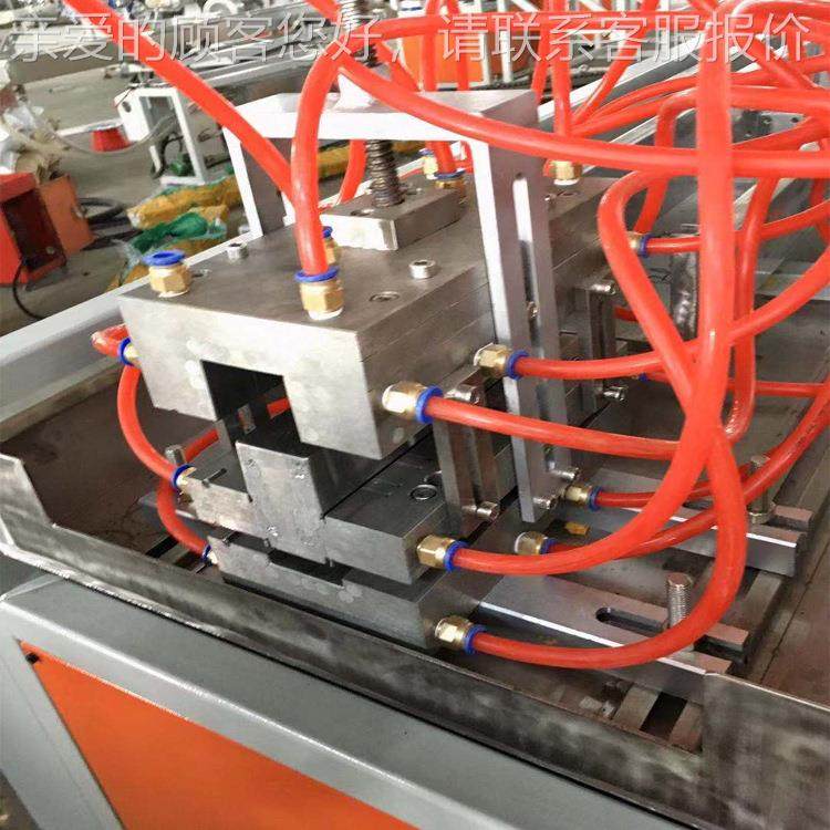 生产SJ65机P生VC线槽盒器设备的产线