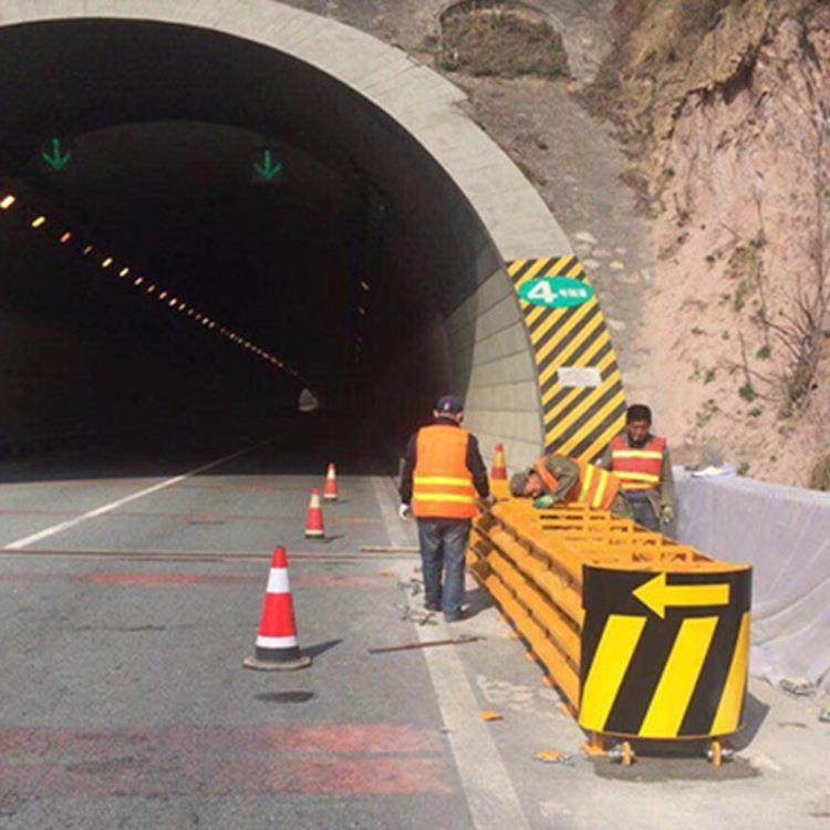 速公路匝道防撞垫可XAC导高防撞向垫分叉路口防减速缓冲撞设施现