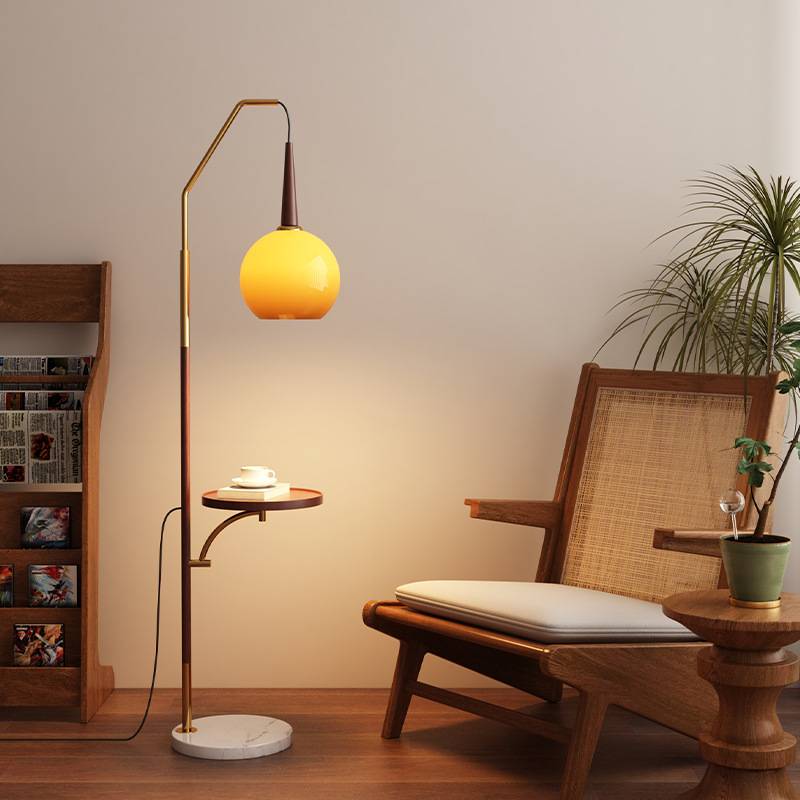 中古风客厅落地灯美式复古沙发旁立式落地灯茶几一体设计款卧室床