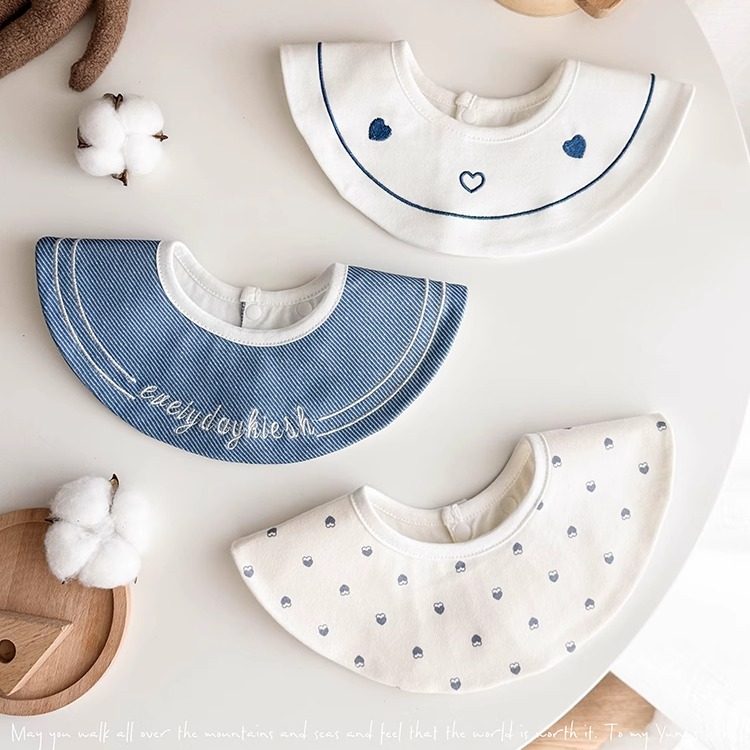 花色亲瑞卡通刺绣围嘴口水巾