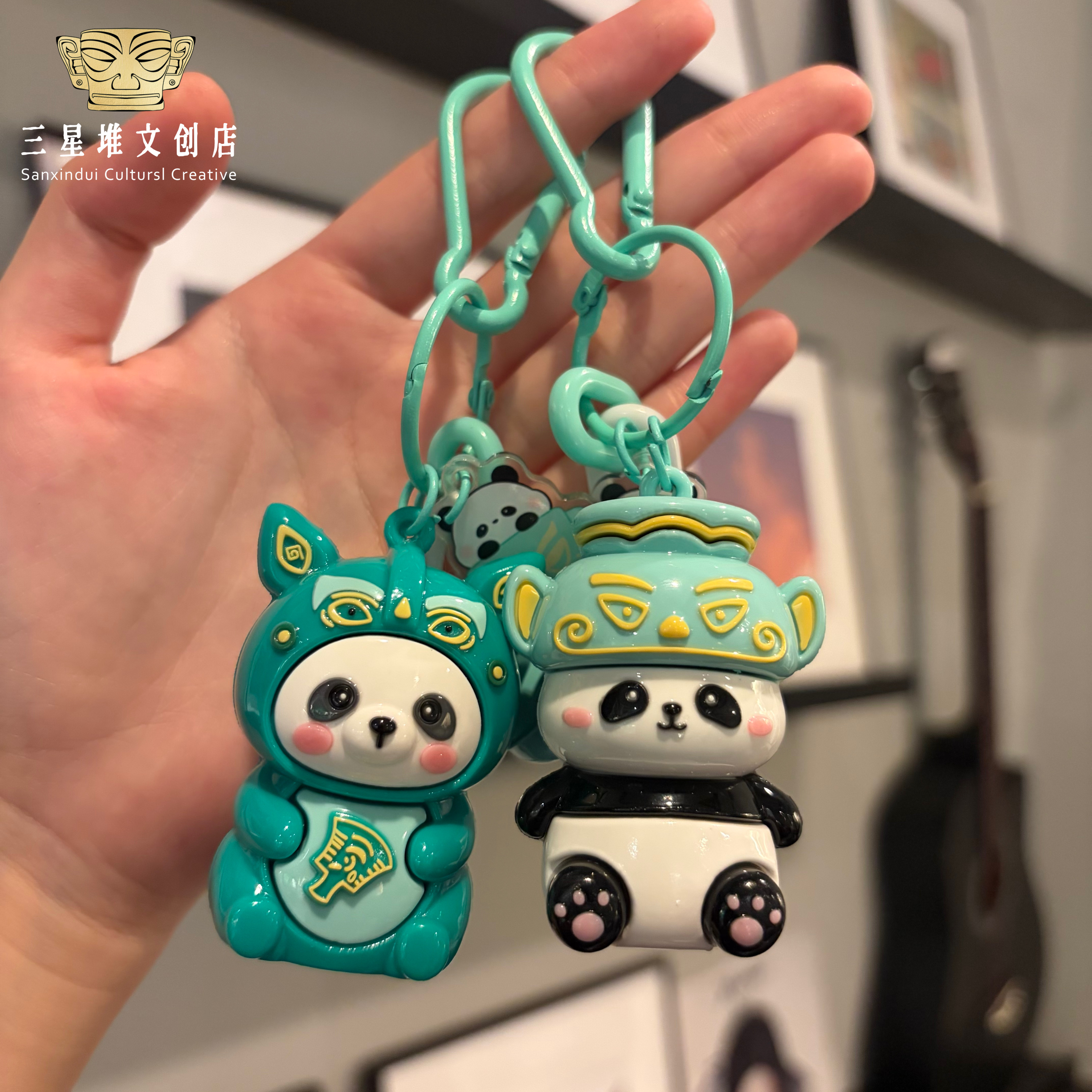 三星堆熊猫联名钥匙扣旅游纪念品图片