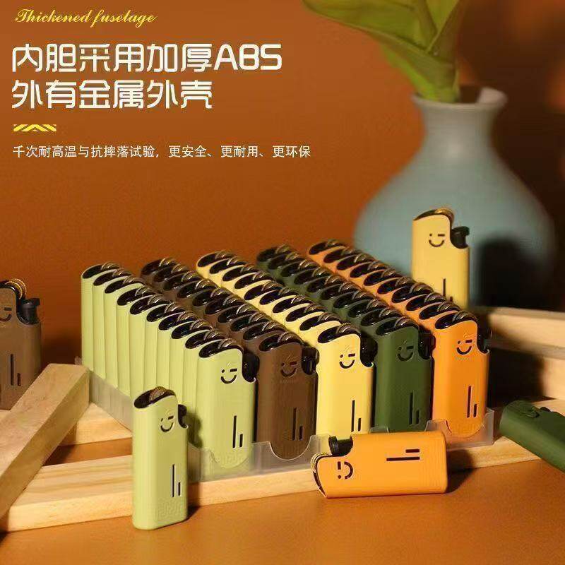 新款迷你金属短款砂轮打火机家用复古个性耐用创意老式火石齿轮