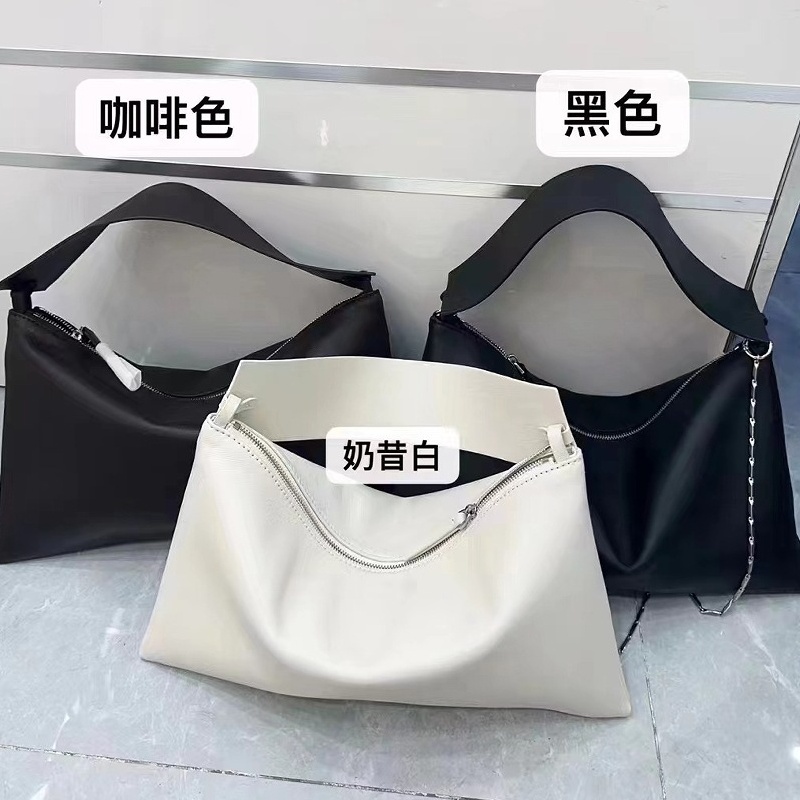 跨境爆款T.R小众简约羊皮信封包大容量通勤百搭宽肩带手拿包