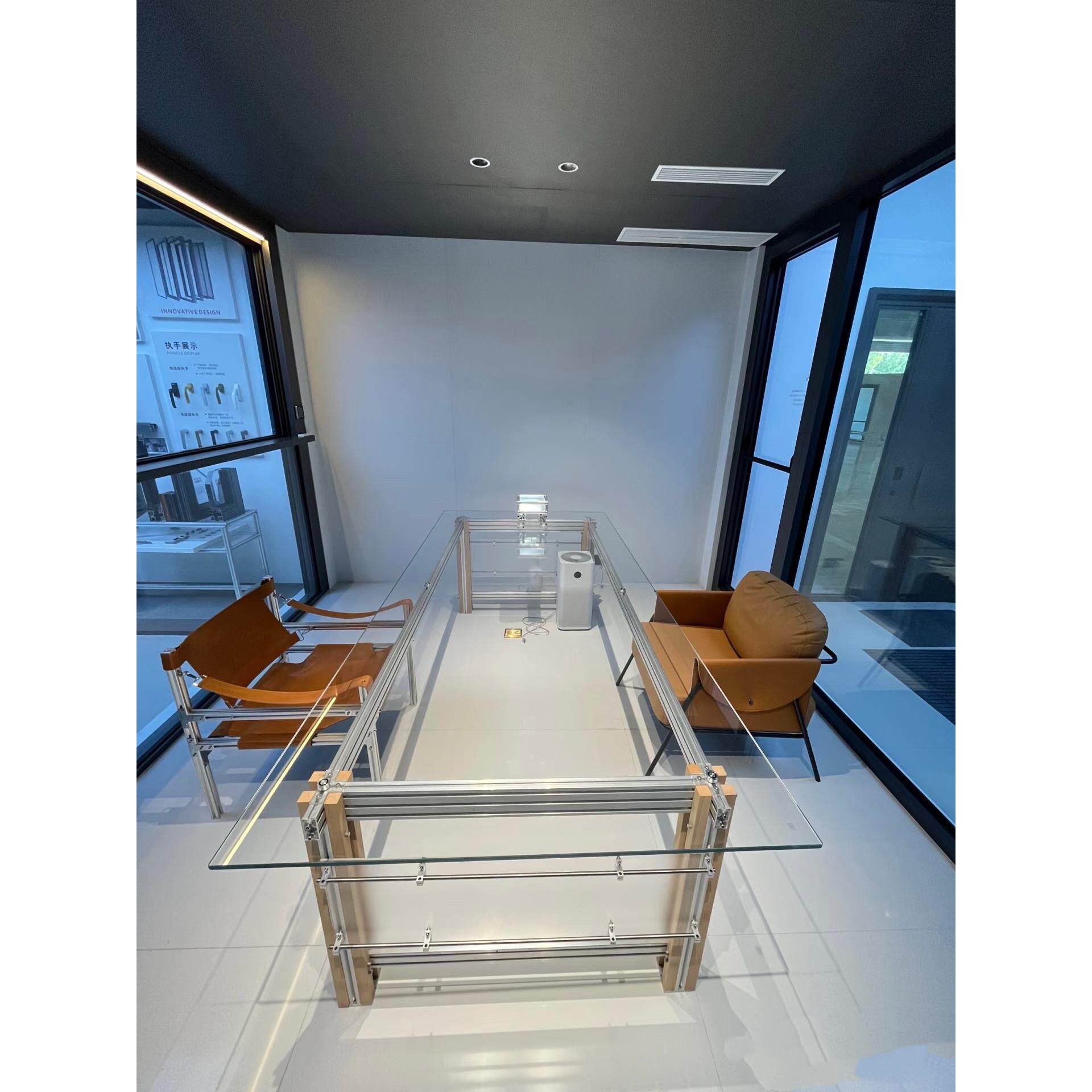 铝型材钢化玻璃桌设计师包豪斯风格家用餐桌工作台电脑桌会议桌子