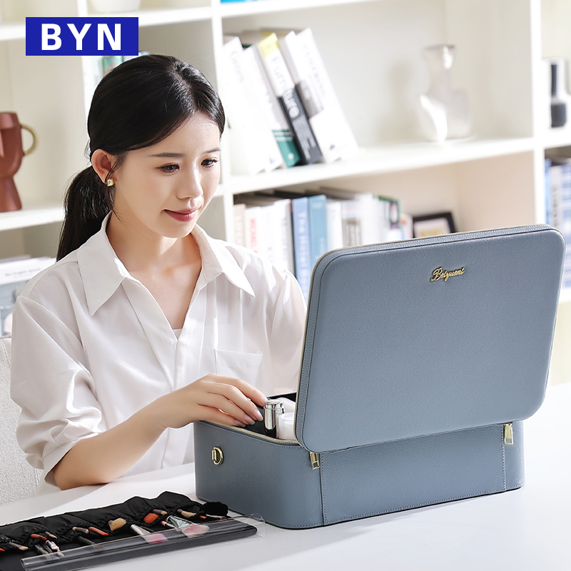 「贝约妮」带镜子LED灯化妆包女ins新款可挂行李箱分区收纳化妆盒