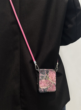 金粉树莓红蝴蝶适用华为PuraX折叠屏手机壳pocket2小米MIXFlip2高档三星Zflip7654皮质挂绳荣耀magicvflip2女