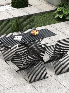 北欧现代简约铁艺户外桌椅组合庭院桌椅套件阳台露天休闲折叠椅子