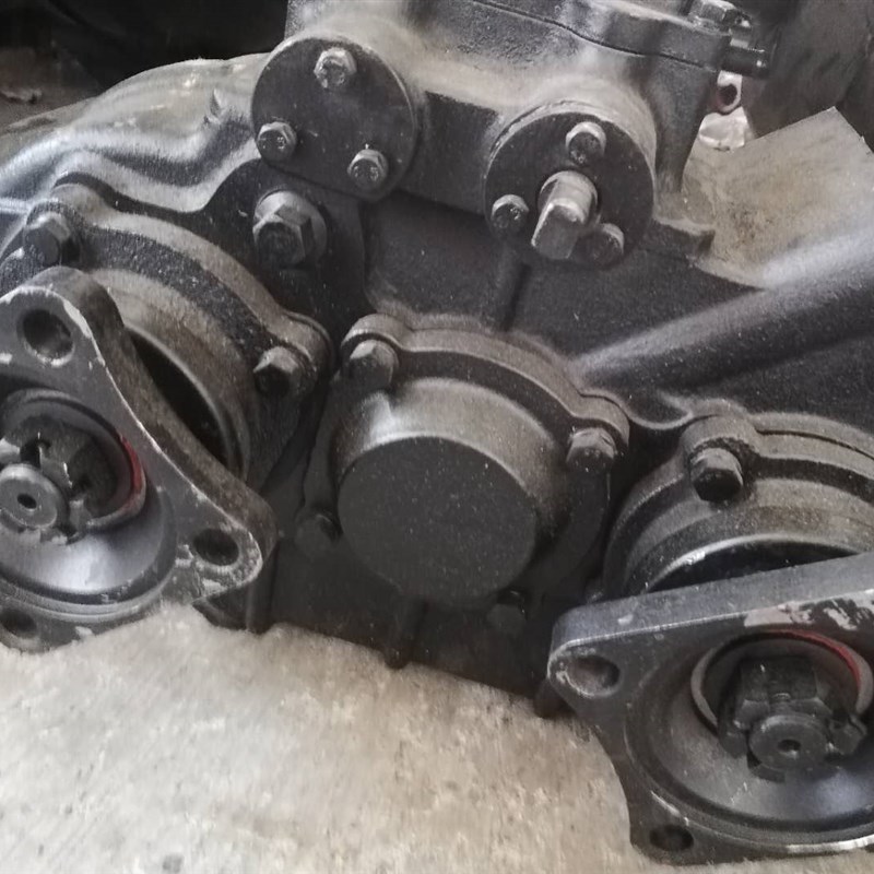 农用车前驱动桥配件 140四驱分动箱分功箱 530分动箱