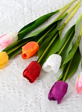 手感保湿郁金香仿真花 高端家居婚庆装饰花束摆件假花人造花批发
