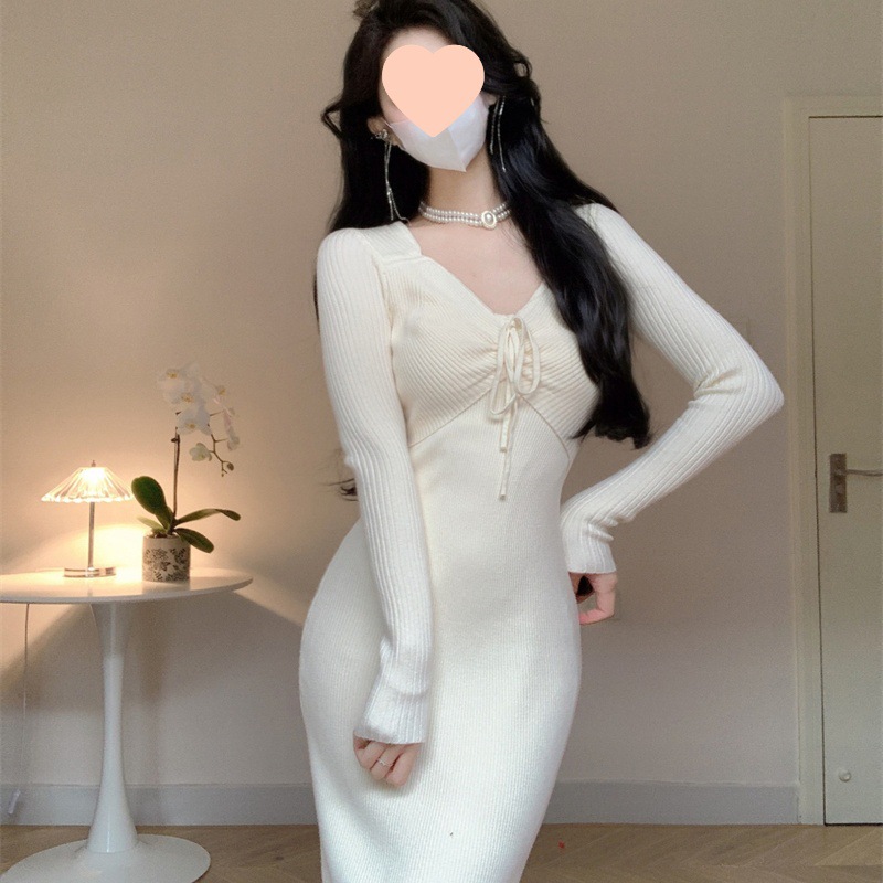 白色针织毛衣连衣裙女秋冬配大衣内搭打底美拉德修身包臀后妈长裙