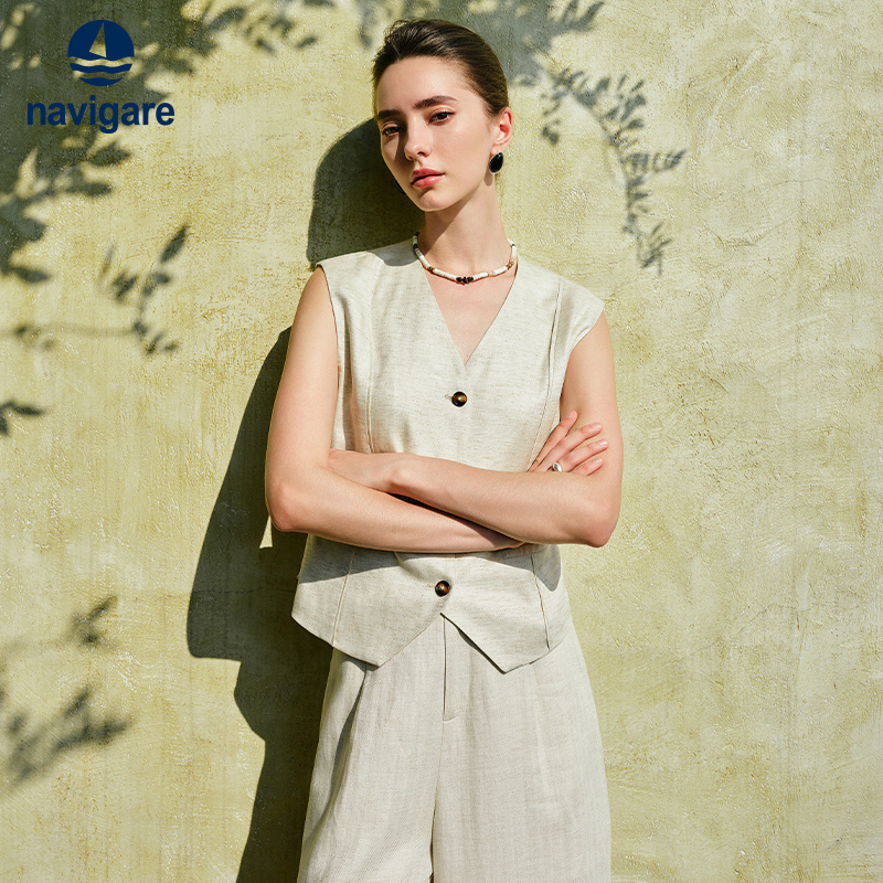 Navigare通勤短款V领马甲