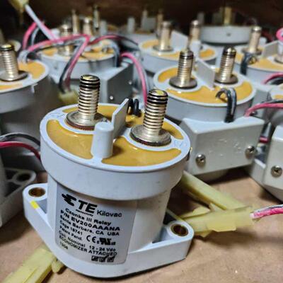 强启电源继电器泰科汽车大功率直流EV200AAANA原装正品12-24V线圈