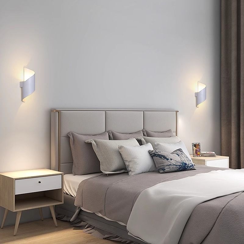 极简壁灯2024新款创意几何简约现F代轻奢艺术个性主卧床头壁灯