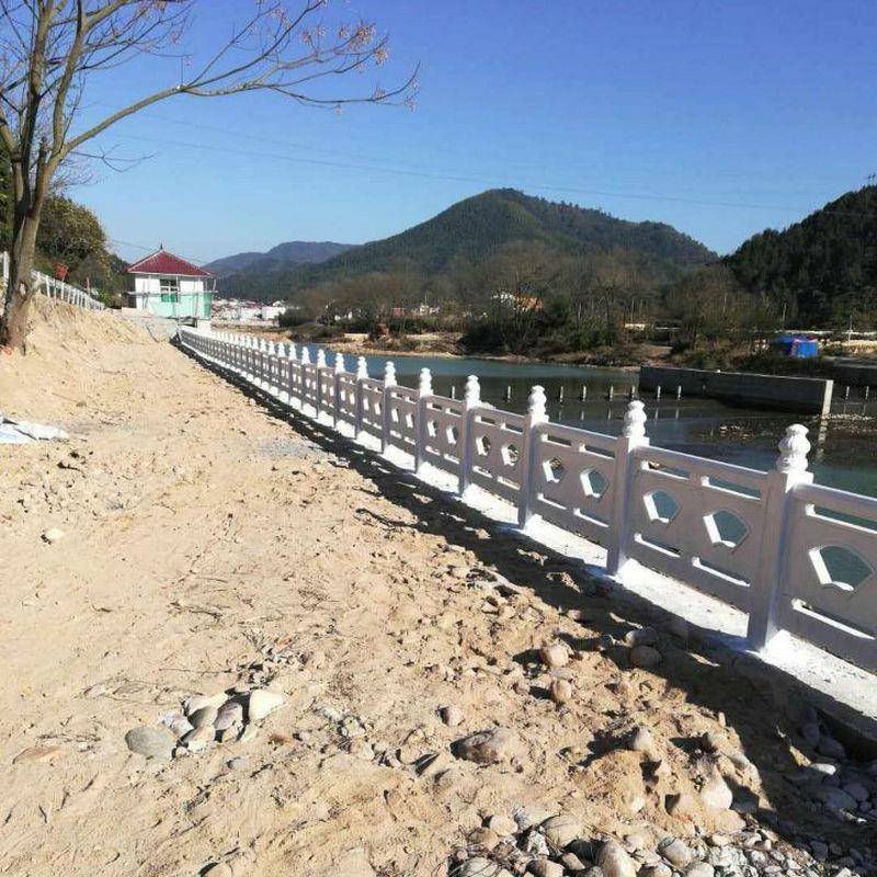 厂家室区外景扇形水泥仿木ELB杆栏桩可定制仿木树桥栏杆