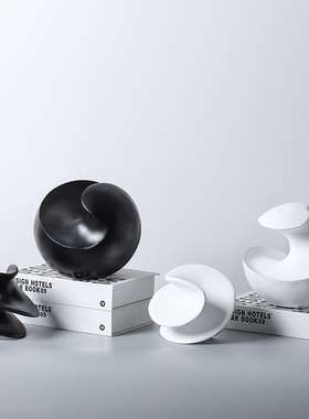 现代北欧极简黑白树脂几何陀螺螺旋螺蛳旋转扭曲摆件家居软