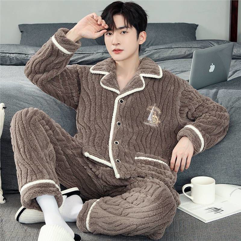 2025新款秋冬法兰绒加厚韩版睡衣大码珊瑚绒开衫家居服保暖