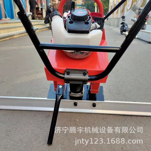 小型混凝土手扶振动尺