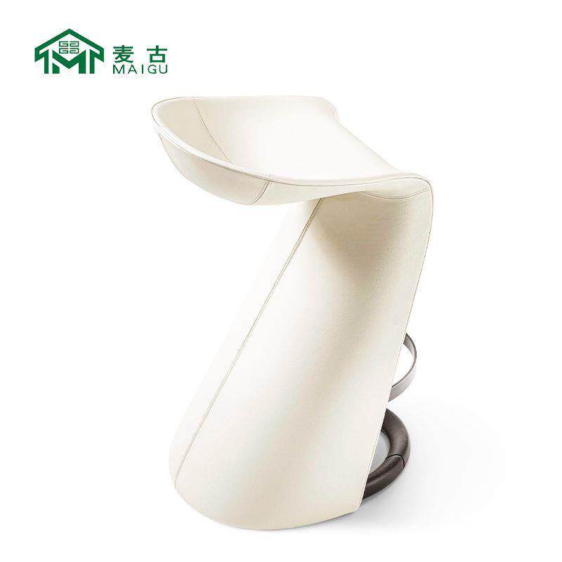 麦古现代设计金属轻奢吧台椅创意设计异形造型吧椅咖啡厅前台单椅