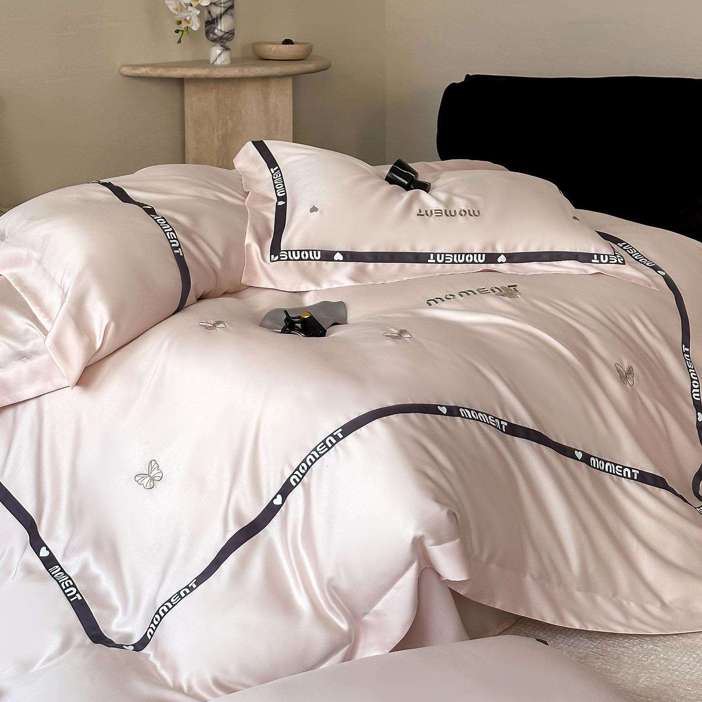 轻奢60S兰精天丝四件套少女心夏季轻柔刺绣冰丝凉感被套裸睡床品