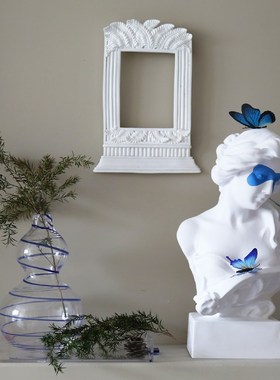 蓝色蝴蝶女孩摆件胸像树脂雕塑小众家居柜子装饰橱窗艺术品装置大