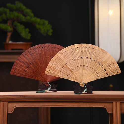 绿檀苏扇中国风小叶紫檀折扇古风精雕刻镂空文创礼品扇(檀香味)