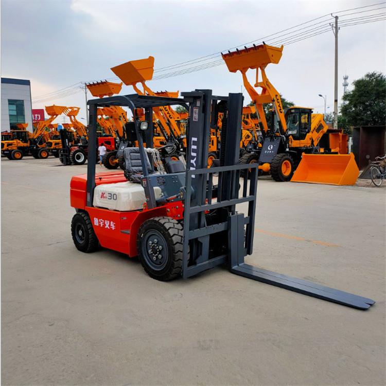 1.5吨型叉车单缸手动挡 2.5无吨四缸发动机三小吨标准级KHI 变速