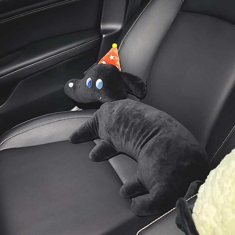 黑皮皮狗汽车腰靠护腰枕头主副驾驶座垫后排装饰玩偶摆件男女新