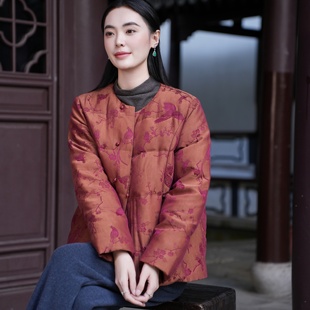 觅萝香 圆领对襟 盘扣珠扣 短款 90白鹅绒 长袖 羽绒服 绞织重缎