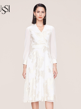 SUSSI/古色秋季高端新品商场同款米白V领连衣裙11AV3060641
