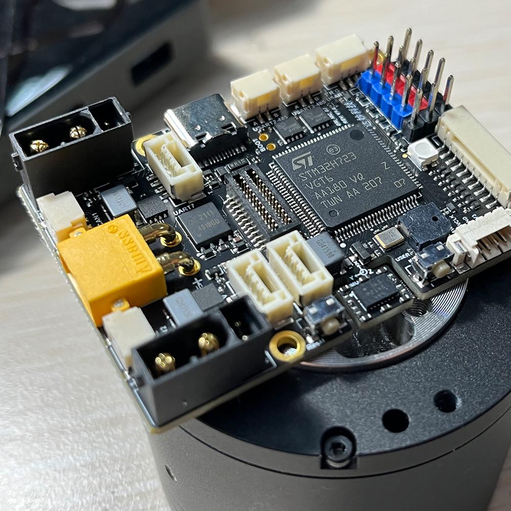 达妙STM32开发板H723 DM-MC02机器人轮足控制板机械臂板载BMI088