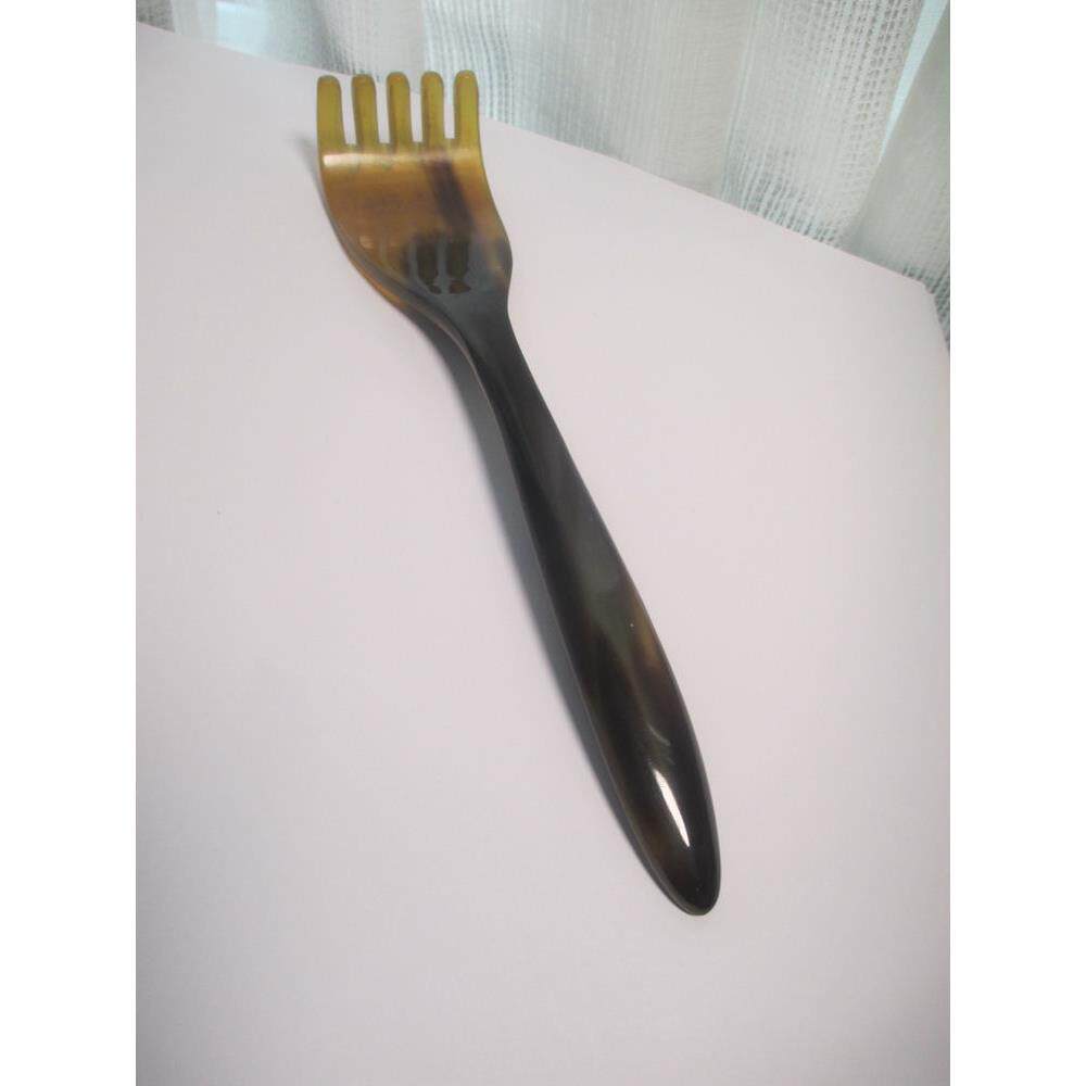 真牛角五爪头部按摩器长臂耙耙经络疏通抓皮头疗肩颈五指刮痧梳子