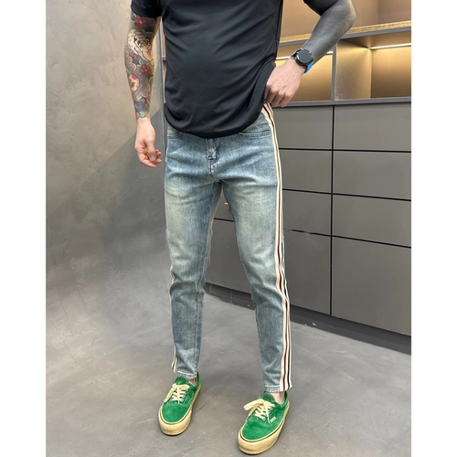 侧边条装饰时尚减龄修身小脚牛仔