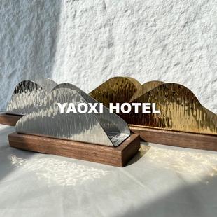 【日照冰川】胡桃木艺术餐巾架不锈钢北欧风纸巾座ins风餐桌摆件