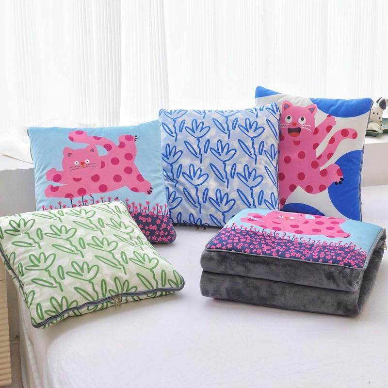 波点猫印花抱枕被子两用毯子二合一 加厚车载沙发毯空调毯披肩毯,居家布艺,抱枕被,淘宝优惠券,粉丝福利购,淘宝优惠卷