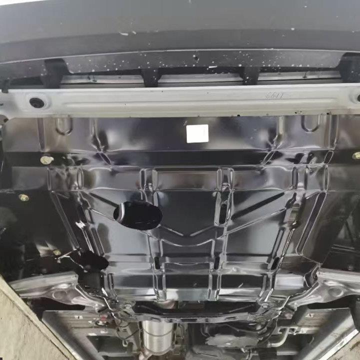 大通V90前置前驱9AT引擎护板保护板下挡板车底防护板空调泵浦护板