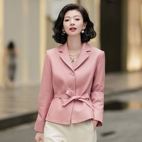 高级通勤短款绵羊皮柔雾粉皮衣女