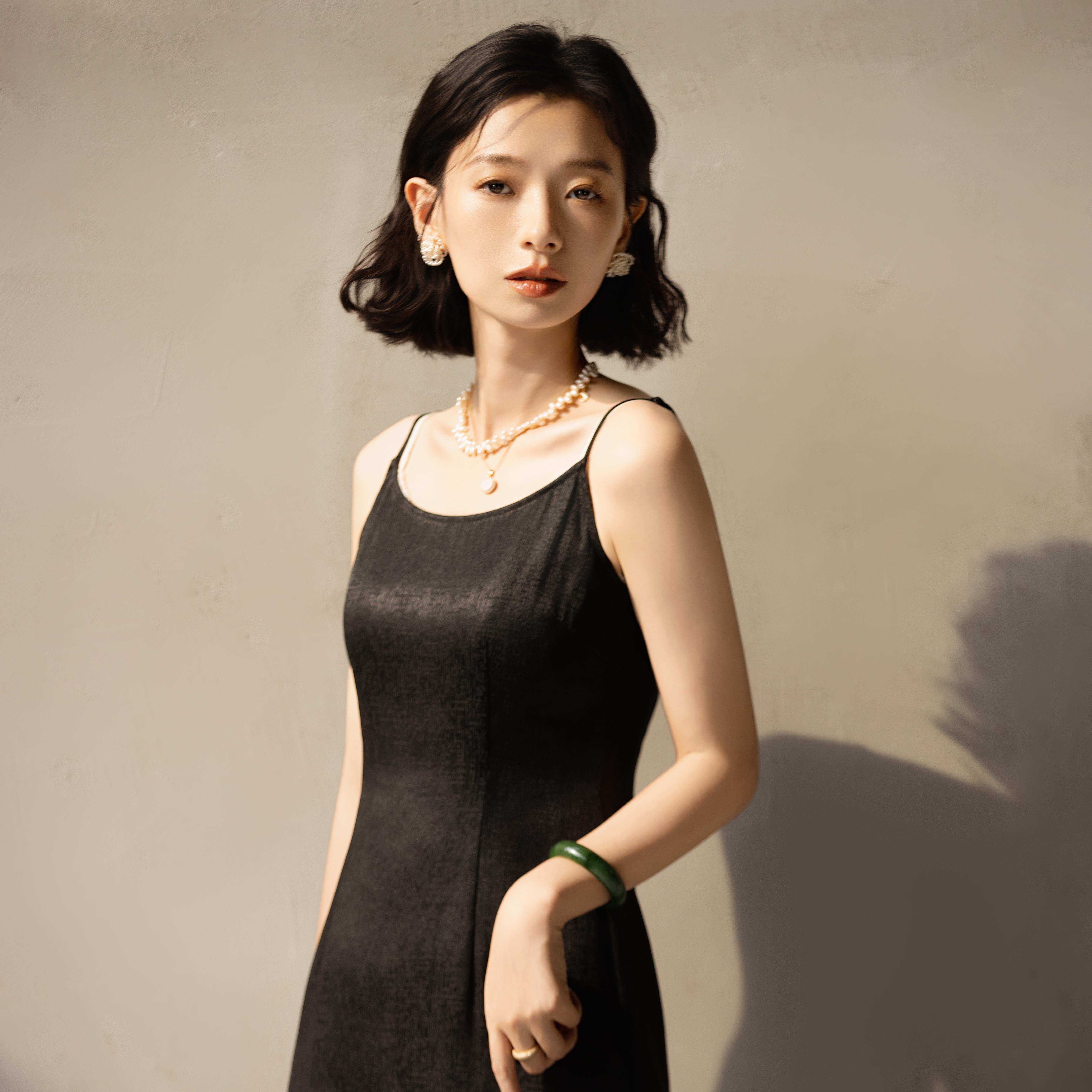 西子/【唯爱】25姆米桑蚕丝非遗香云纱长款黑色吊带裙女/CQHY0366